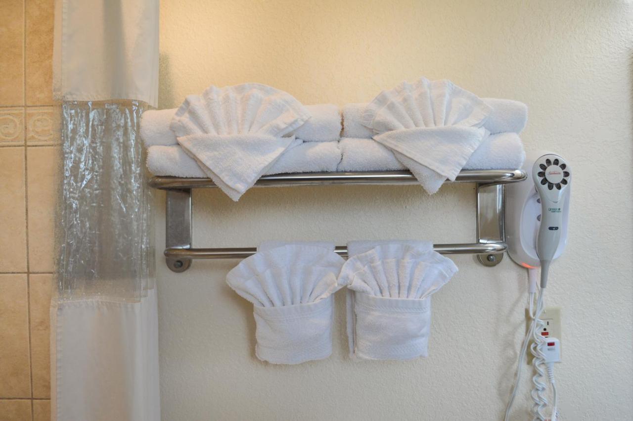 Sea Breeze - Motel 2*